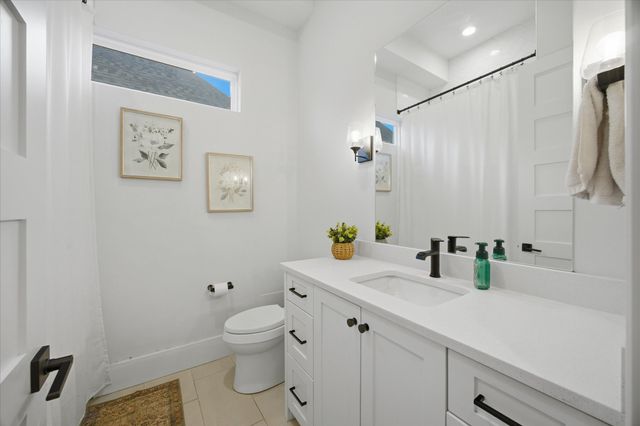 7 Center Court, Heath, TX 75032