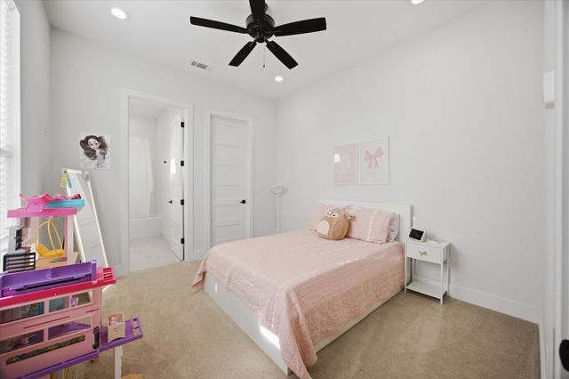 7 Center Court, Heath, TX 75032