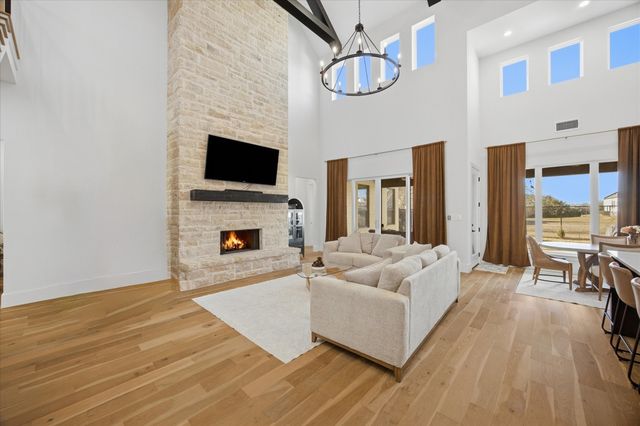 7 Center Court, Heath, TX 75032