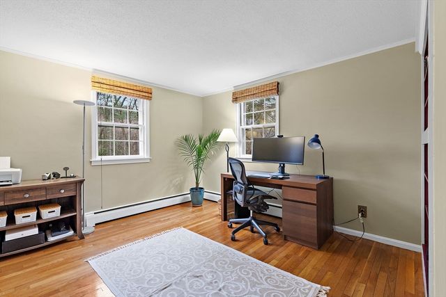 108 Harvard Rd, Stow, MA 01775