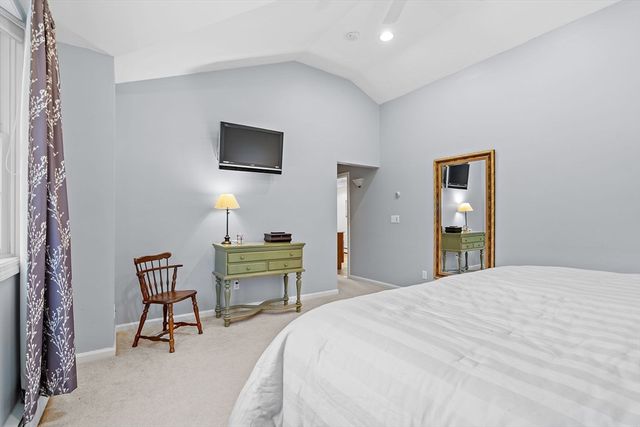 108 Harvard Rd, Stow, MA 01775