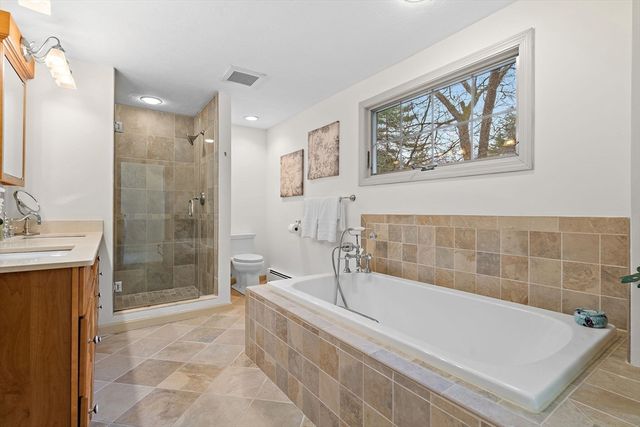 108 Harvard Rd, Stow, MA 01775