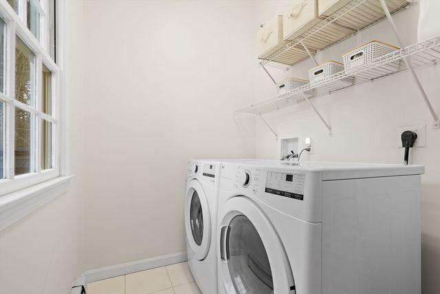 108 Harvard Rd, Stow, MA 01775