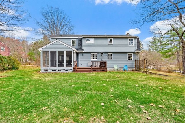 108 Harvard Rd, Stow, MA 01775