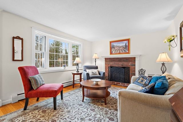 108 Harvard Rd, Stow, MA 01775