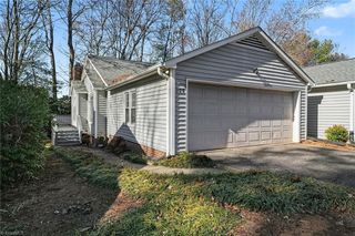 128 Pebble Ridge Lane, Winston-salem, NC 27104