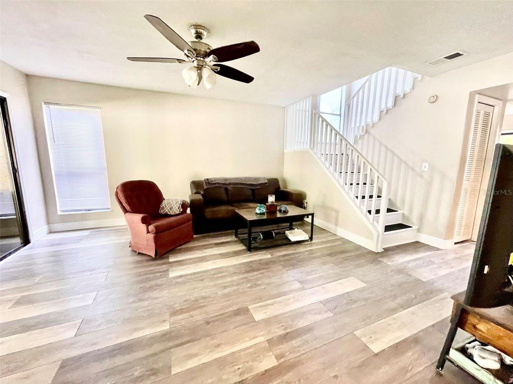 Image 19 of property listing at 13001 ARBORVIEW PLACE, Tampa, FL 33618