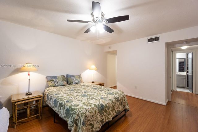 1205 Mariposa Avenue 428, Coral Gables, FL 33146