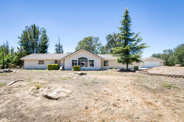 32115 Turkey Track Lane, Auberry, CA 93602