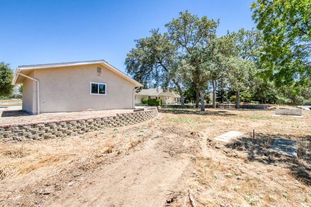 32115 Turkey Track Lane, Auberry, CA 93602