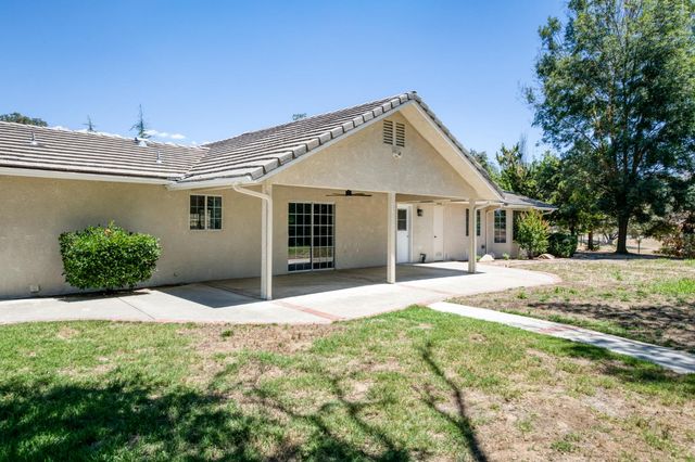 32115 Turkey Track Lane, Auberry, CA 93602
