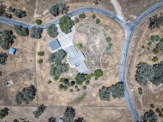 32115 Turkey Track Lane, Auberry, CA 93602