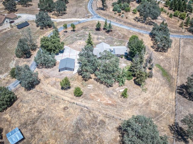 32115 Turkey Track Lane, Auberry, CA 93602