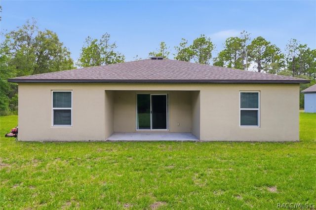 8827 N Vienna Drive, Dunnellon, FL 34433