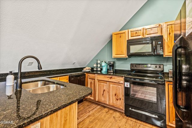 131 John Green Road, Gatlinburg, TN 37738