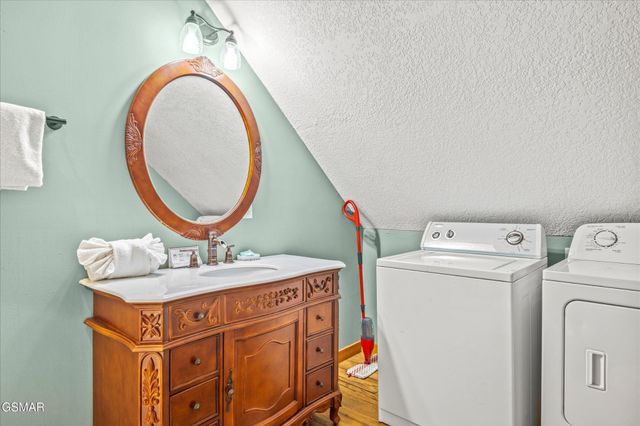 131 John Green Road, Gatlinburg, TN 37738