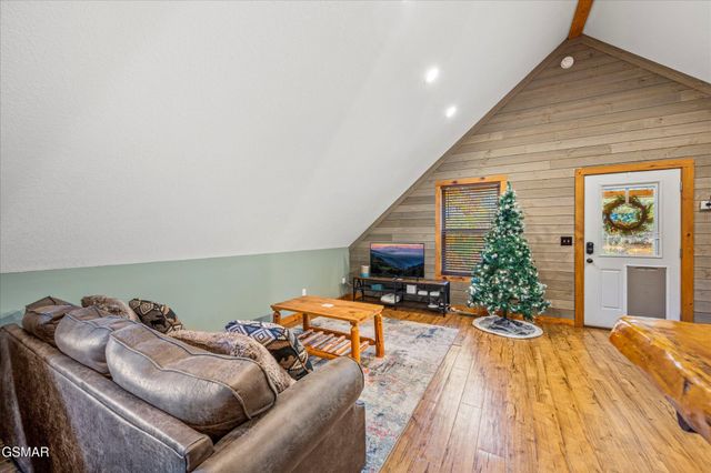 131 John Green Road, Gatlinburg, TN 37738