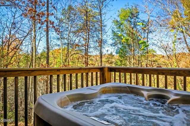131 John Green Road, Gatlinburg, TN 37738