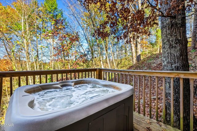 131 John Green Road, Gatlinburg, TN 37738
