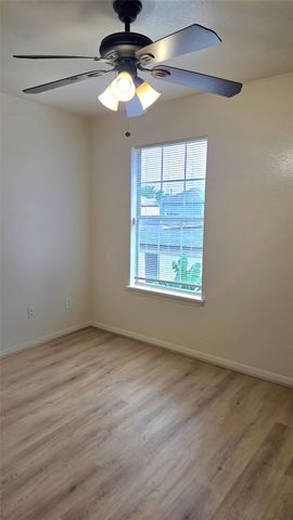 11510 Palmsprings Drive D, Houston, TX 77034