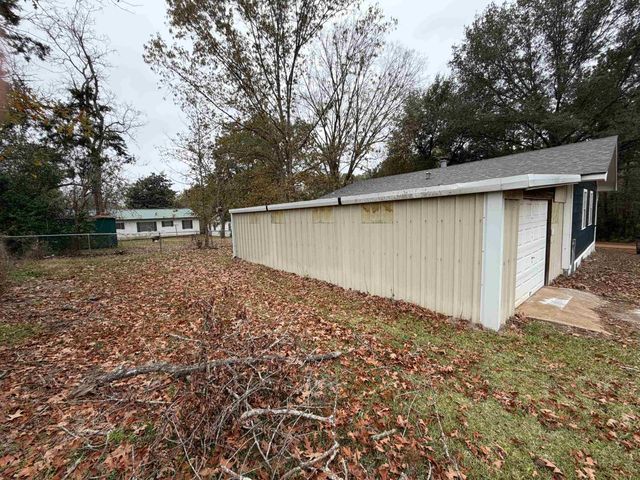 307 Forrest St., Henderson, TX 75654