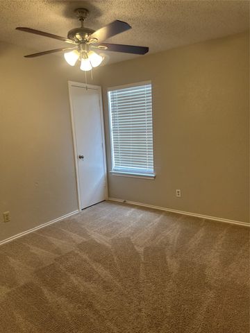 8129 Foxfire Lane D, White Settlement, TX 76108