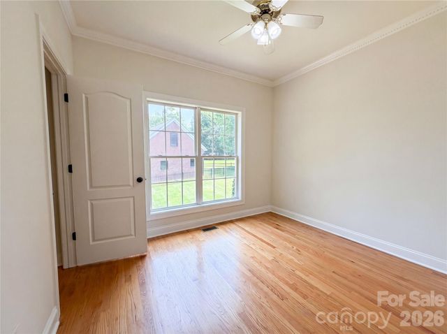 5309 Old Town Lane, Gastonia, NC 28056