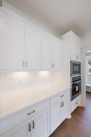 2813 Canfield Dr, Murfreesboro, TN 37128