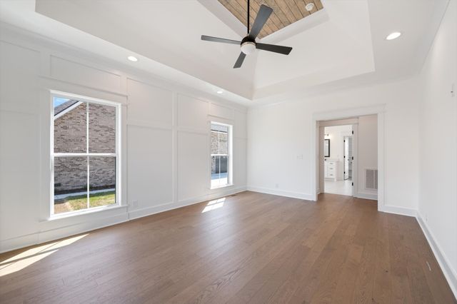 2813 Canfield Dr, Murfreesboro, TN 37128