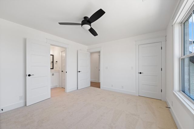 2813 Canfield Dr, Murfreesboro, TN 37128