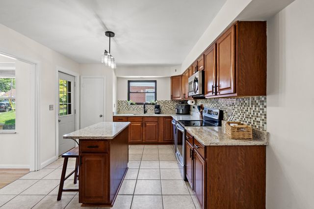 153 Garden Way, Fort Thomas, KY 41075
