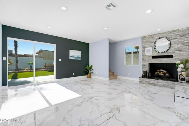 1826 E Avenue Q12 Avenue, Palmdale, CA 93550