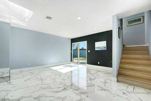 1826 E Avenue Q12 Avenue, Palmdale, CA 93550