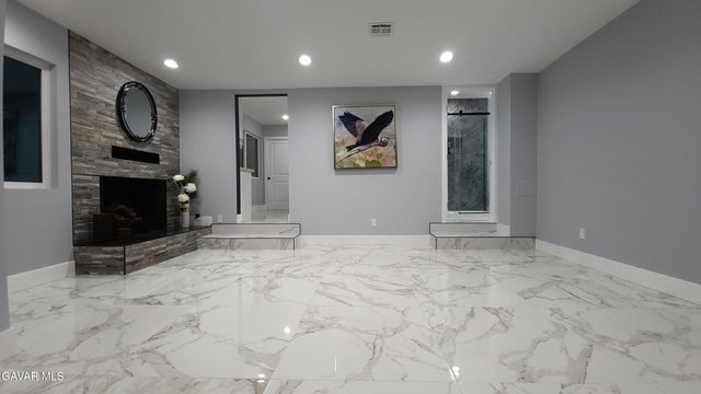 1826 E Avenue Q12 Avenue, Palmdale, CA 93550