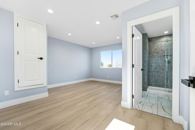 1826 E Avenue Q12 Avenue, Palmdale, CA 93550