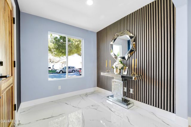 1826 E Avenue Q12 Avenue, Palmdale, CA 93550