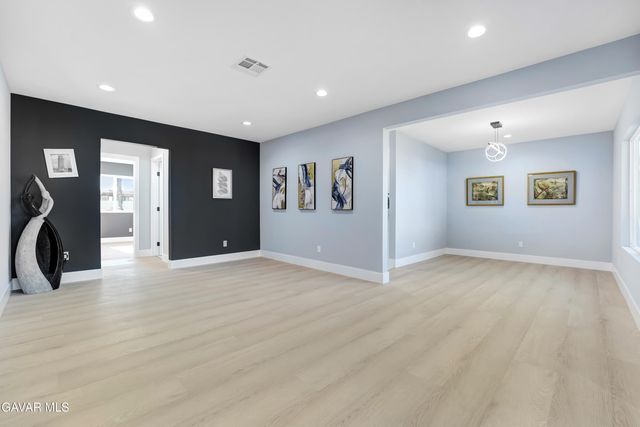 1826 E Avenue Q12 Avenue, Palmdale, CA 93550