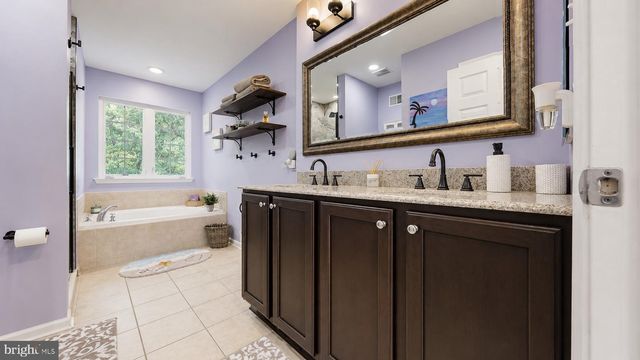 45 WEEPING WILLOW CIR, Egg Harbor Township, NJ 08234