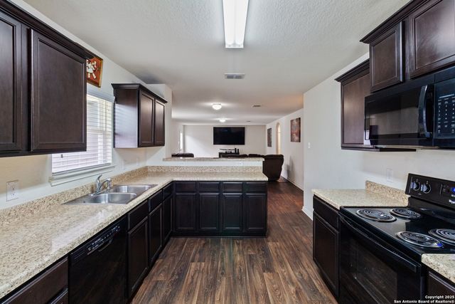 12226 Commander Drive, San Antonio, TX 78252