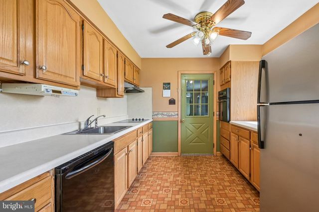 297 HARRISONVILLE LAKE RD, Pilesgrove, NJ 08098
