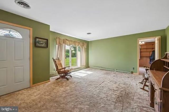 297 HARRISONVILLE LAKE RD, Pilesgrove, NJ 08098