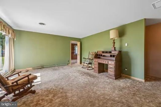 297 HARRISONVILLE LAKE RD, Pilesgrove, NJ 08098