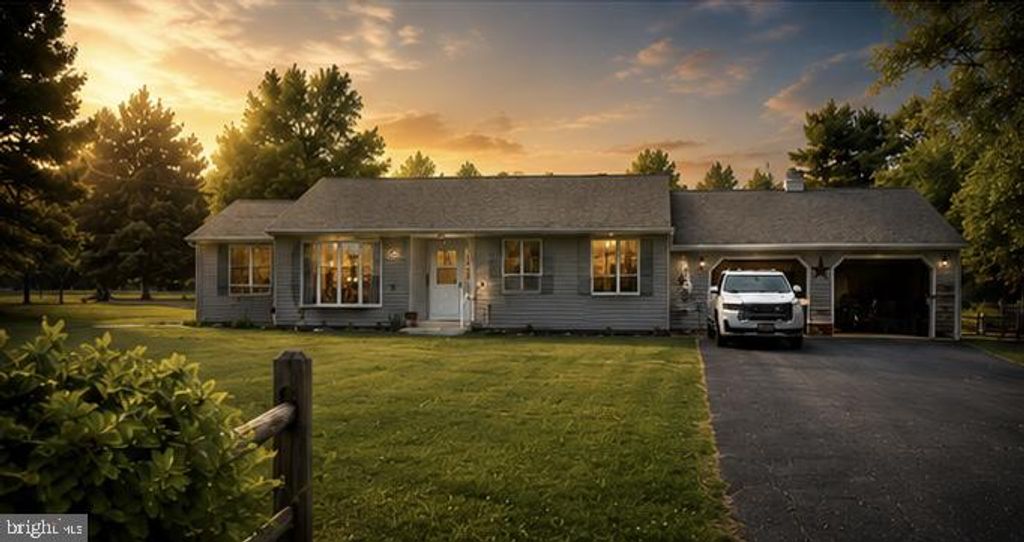 297 HARRISONVILLE LAKE RD, Pilesgrove, NJ 08098