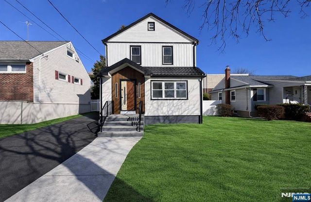 309 Ottawa Avenue, Hasbrouck Heights, NJ 07604