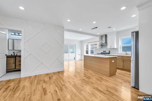 309 Ottawa Avenue, Hasbrouck Heights, NJ 07604