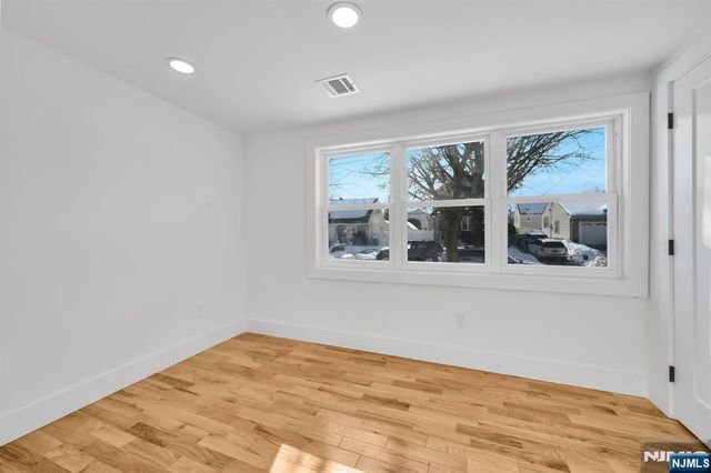 309 Ottawa Avenue, Hasbrouck Heights, NJ 07604