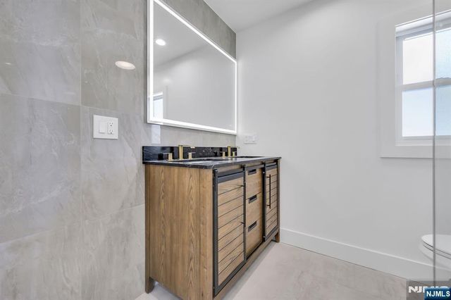 309 Ottawa Avenue, Hasbrouck Heights, NJ 07604