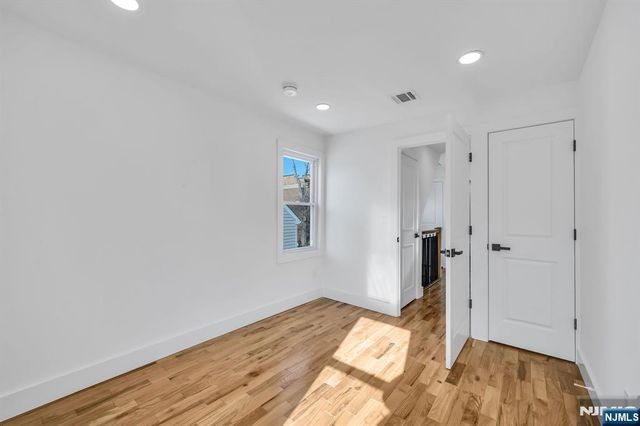 309 Ottawa Avenue, Hasbrouck Heights, NJ 07604