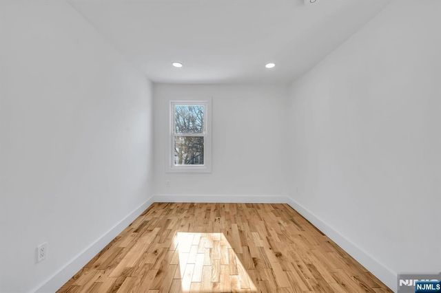 309 Ottawa Avenue, Hasbrouck Heights, NJ 07604