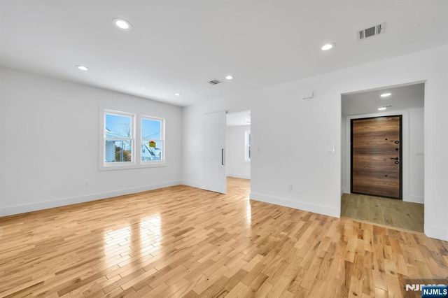 309 Ottawa Avenue, Hasbrouck Heights, NJ 07604